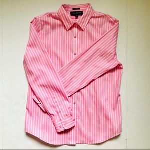 Jones New York Signature button down shirt